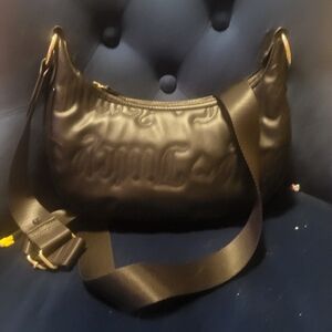 Euc Juicy Couture Black Embossed Crossbody Bag